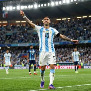 Otamendi khép lại hành trình vĩ đại: 12 năm khoác áo Argentina và di sản để đời